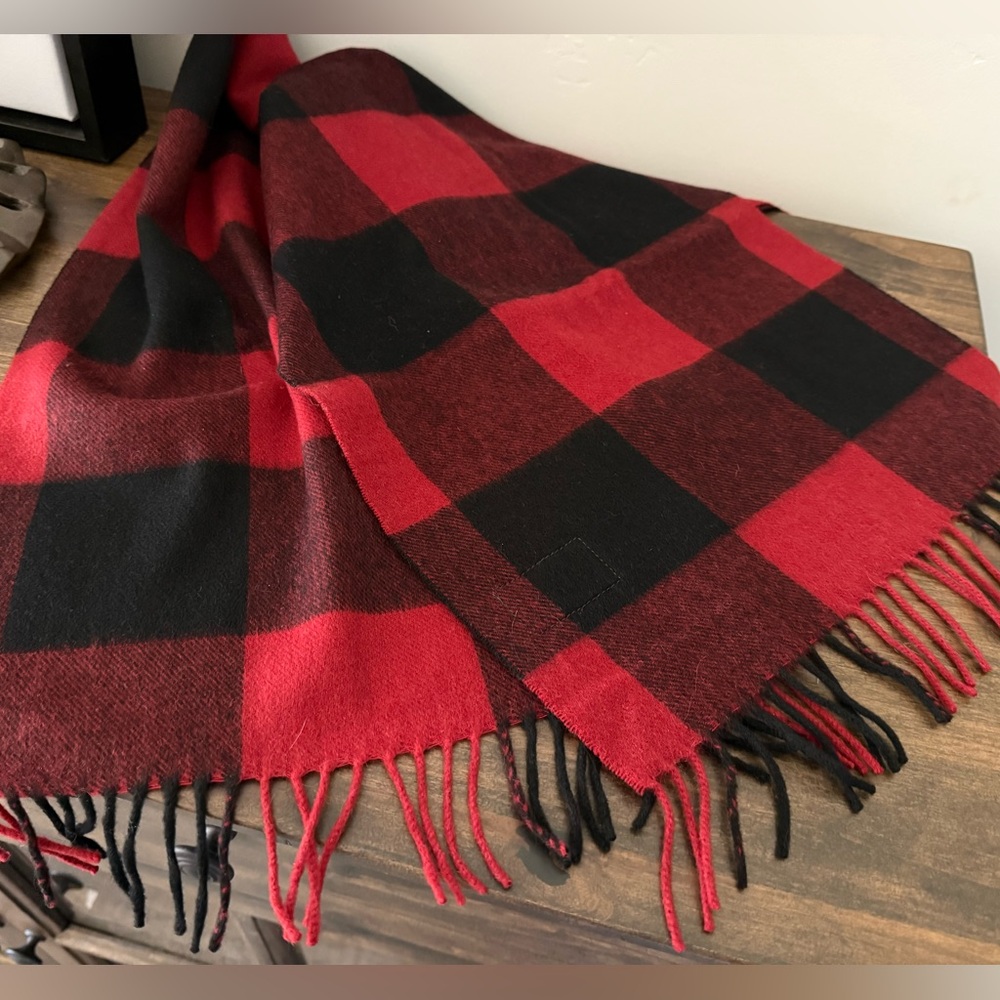 Abercrombie & Fitch checked scarf